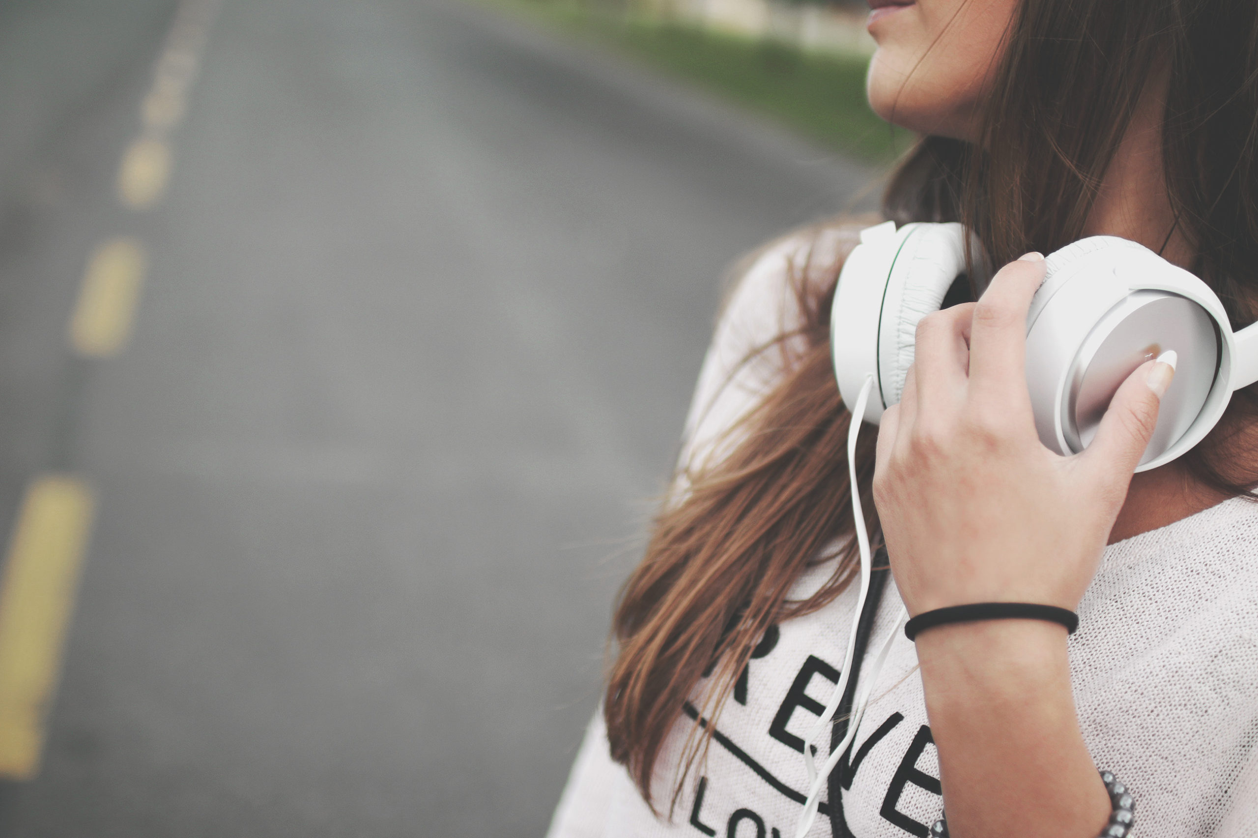 Fête de la musique : les pires phrases des chansons du moment