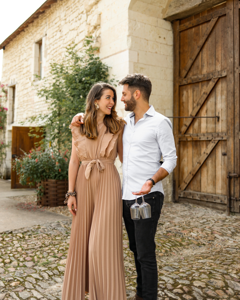 séjour oenologique en val de loire couple amoureux dégustation vin