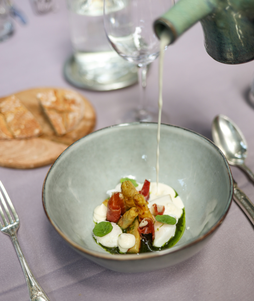  val de loire -  restaurant l'auberge du XIIème siècle
