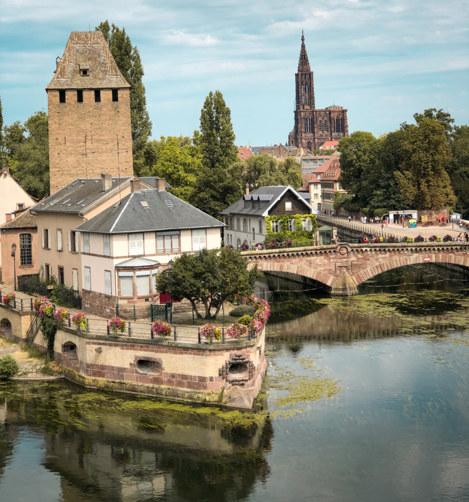 city guide Strasbourg barrage Vauban ponts couverts