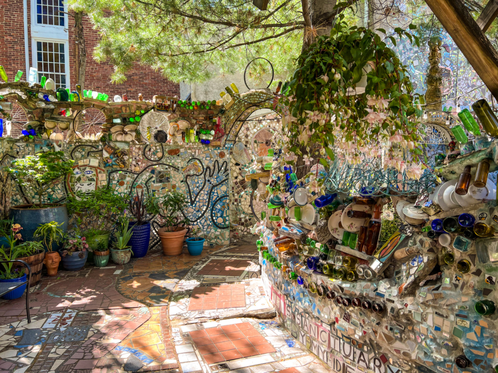 Philadelphia magic gardens