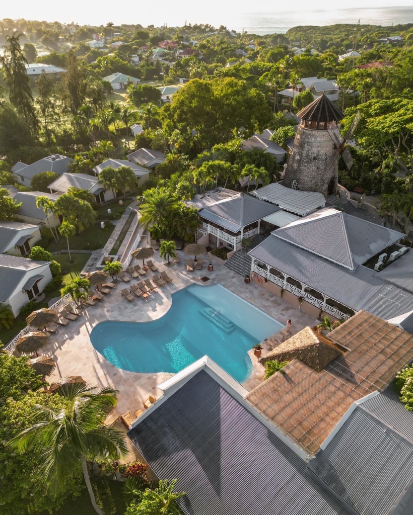 riviera des îles de Guadeloupe photo drone hôtel relais du moulin saint François