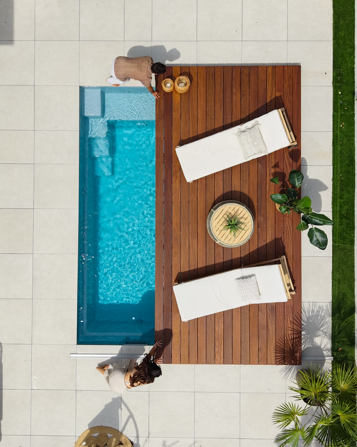 Piscine : on a construit notre terrasse mobile nous-mêmes !